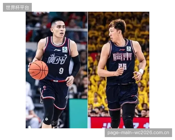 北京队新阵容磨合渐入佳境,周琦与陈盈骏的内外组合成为球队季后赛基石。 北京队新阵容磨合渐入佳境,周琦与陈盈骏的内外组合成为球队季后赛基石。